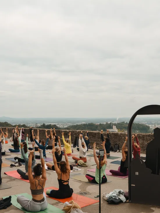 Pop_Up_Yoga_x_Festung_Juli_2024_1.jpg