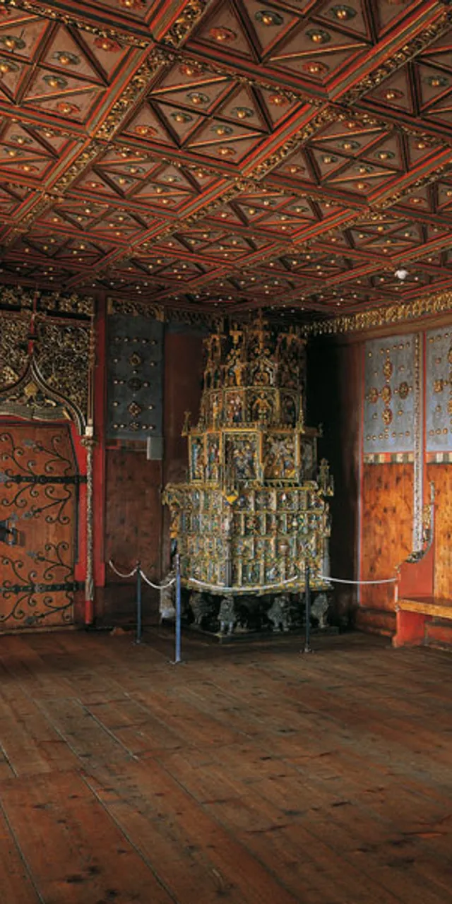 Goldene-Stube.jpg