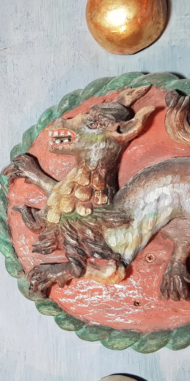 Goldene_Stube_-_Drachengreif.jpg